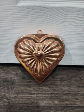 Copper Heart Mold Hanging Wall Decor